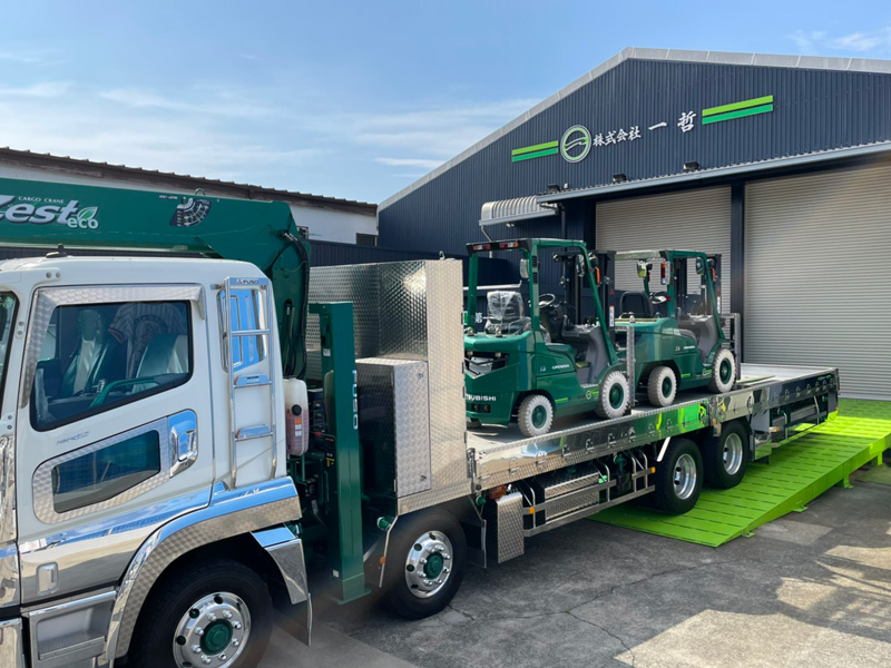 自社フォークリフト積込運搬